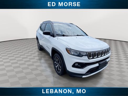 Used 2025 Jeep Compass Limited AWD/4WD image 2