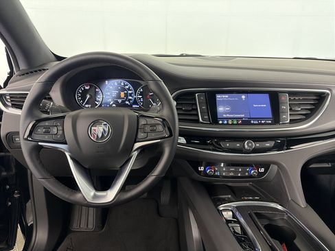 Used 2022 Buick Enclave Avenir w/ Avenir Technology Package AWD/4WD image 3