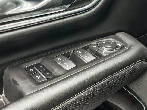 Used 2023 Chevrolet Suburban Premier image 46