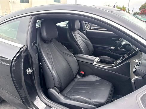 Used 2025 Mercedes-Benz CLE 300 4MATIC Coupe w/ AMG Line image 30