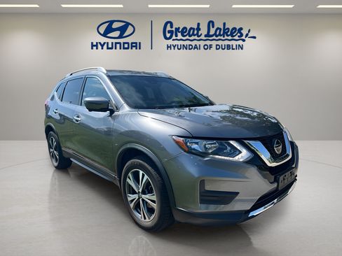 Used 2020 Nissan Rogue SV w/ Premium Package AWD/4WD image 7