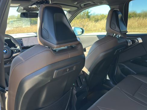 New 2026 BMW X3 xDrive30 w/ Premium Package image 14