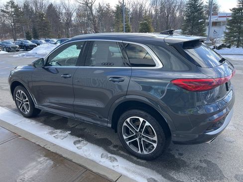 Used 2025 Audi Q5 Premium Plus w/ Premium Plus image 37