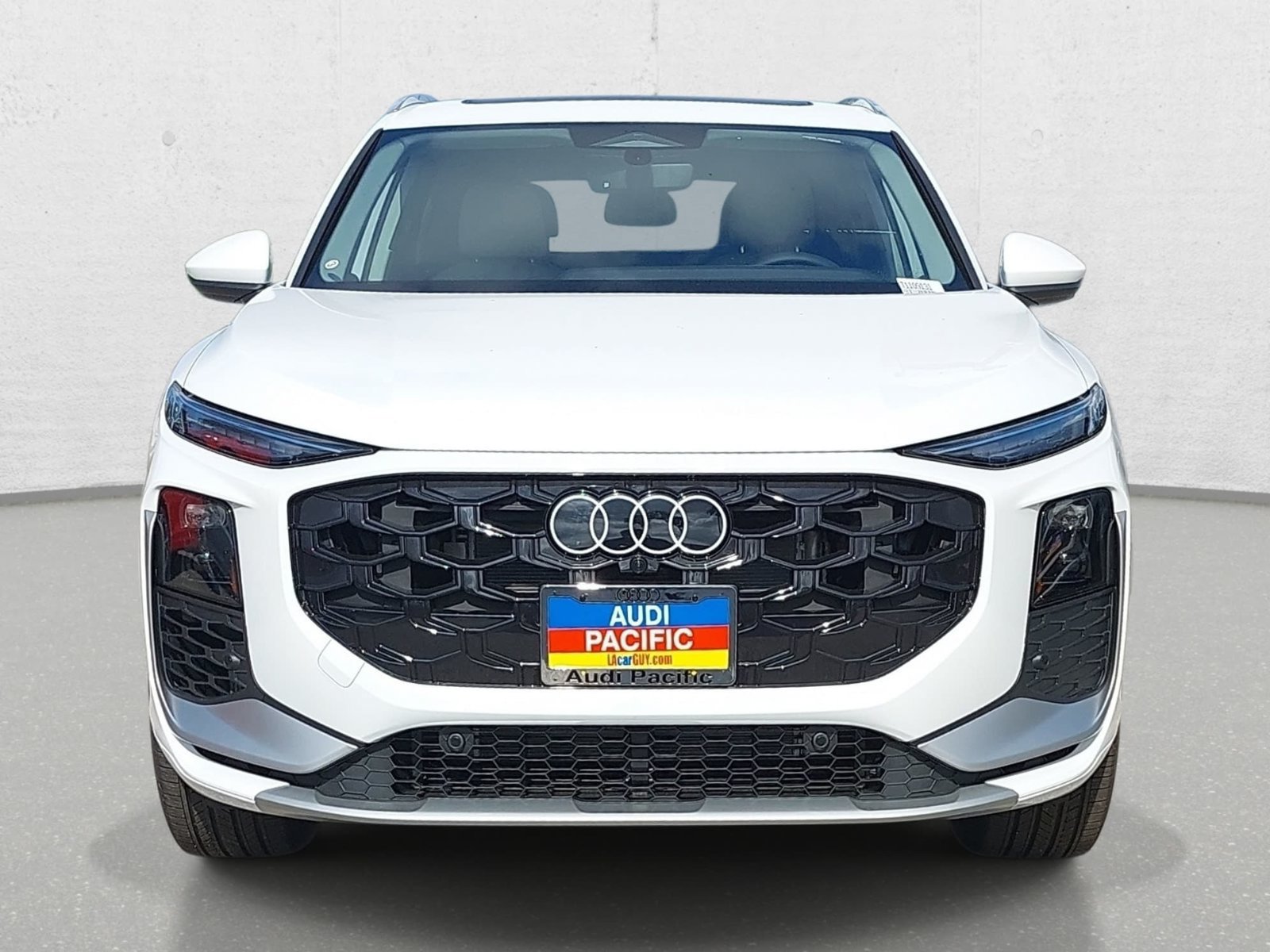 New 2026 Audi Q3 quattro 2.0T AWD/4WD image 2