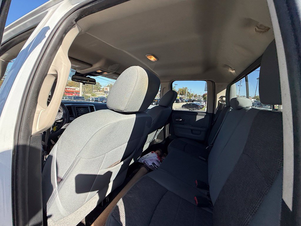 Used 2014 RAM 1500 Classic SLT AWD/4WD image 25