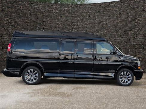 New 2025 Chevrolet Express 2500 Extended w/ Driver Convenience Package image 3