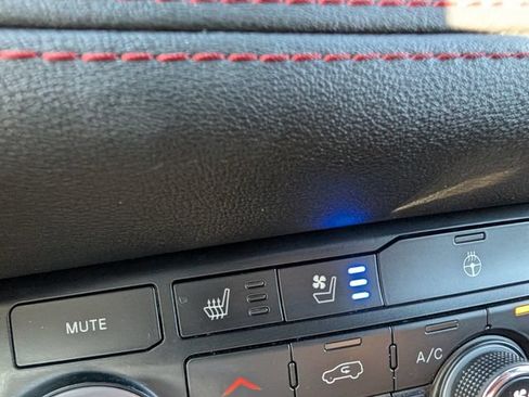 Used 2025 Dodge Durango R/T AWD/4WD image 27