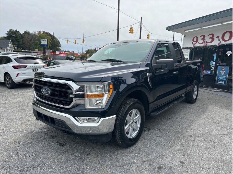 Used 2021 Ford F150 XLT w/ Trailer Tow Package AWD/4WD image 3