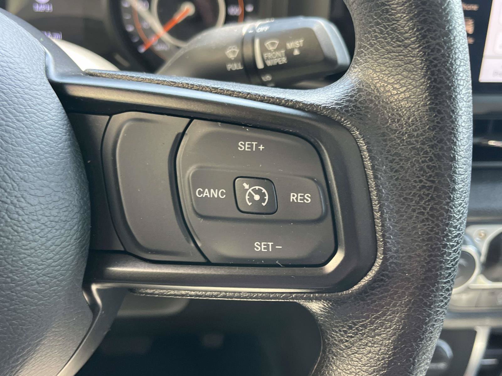 Used 2025 Jeep Gladiator Sport AWD/4WD image 20