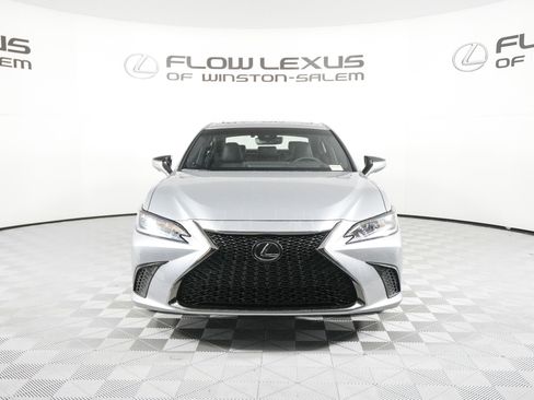 New 2025 Lexus ES 350 F Sport image 2