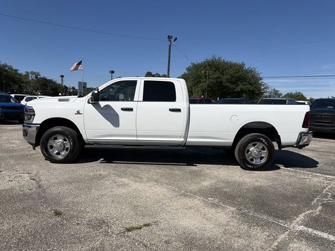 Used 2026 RAM 2500 Tradesman AWD/4WD image 3