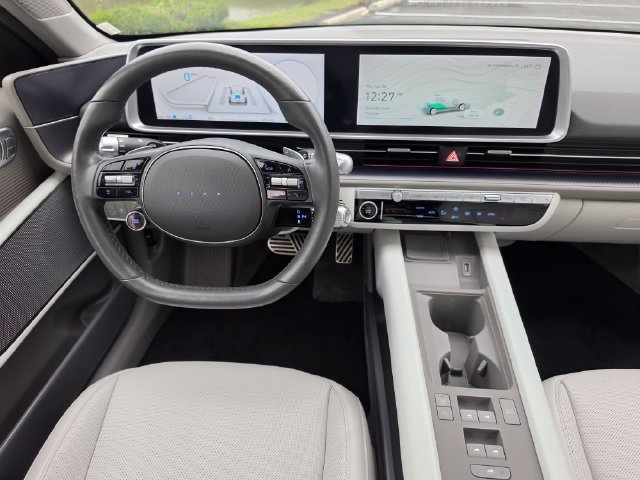 Used 2023 Hyundai Ioniq 6 Limited AWD/4WD image 39