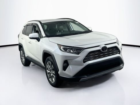 Used 2020 Toyota RAV4 Limited w/ All Weather Liner Package AWD/4WD image 3