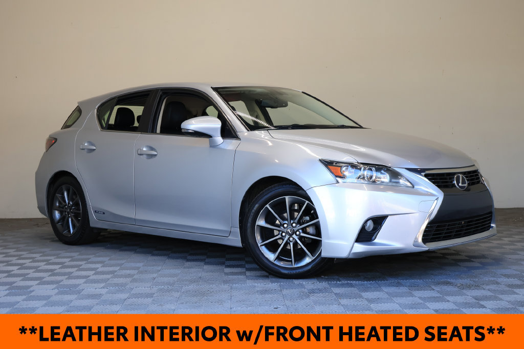 Used 2016 Lexus CT 200h w/ Seat Comfort Package FWD image 2