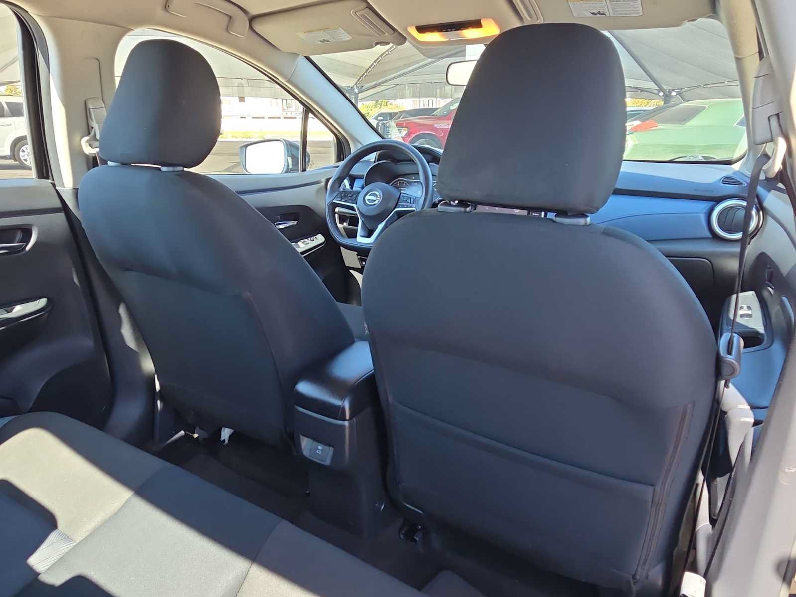 Used 2025 Nissan Versa SV FWD image 16