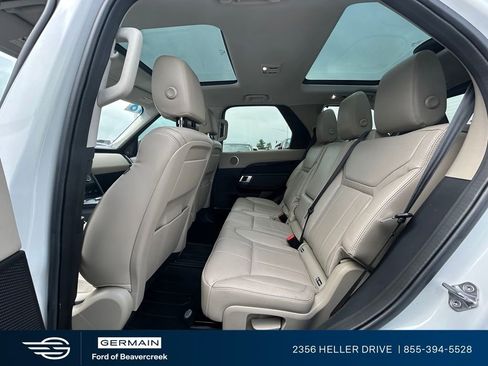 Used 2018 Land Rover Discovery SE AWD/4WD image 27
