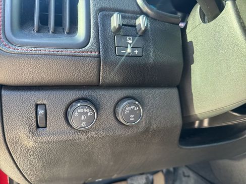 Used 2019 GMC Canyon All Terrain image 25