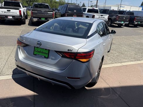 Used 2020 Nissan Sentra SV FWD image 6