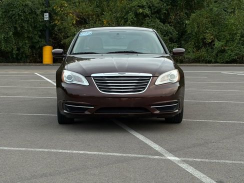 Used 2013 Chrysler 200 Touring image 8