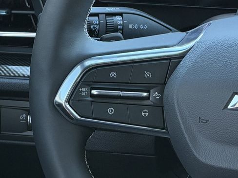 New 2026 Chevrolet Traverse High Country FWD image 13