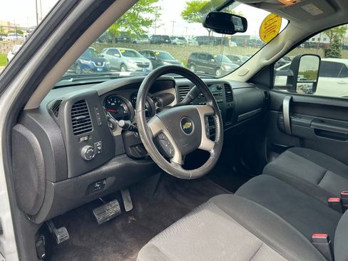 Used 2013 Chevrolet Silverado 2500 LT w/ Interior Plus Package AWD/4WD image 14