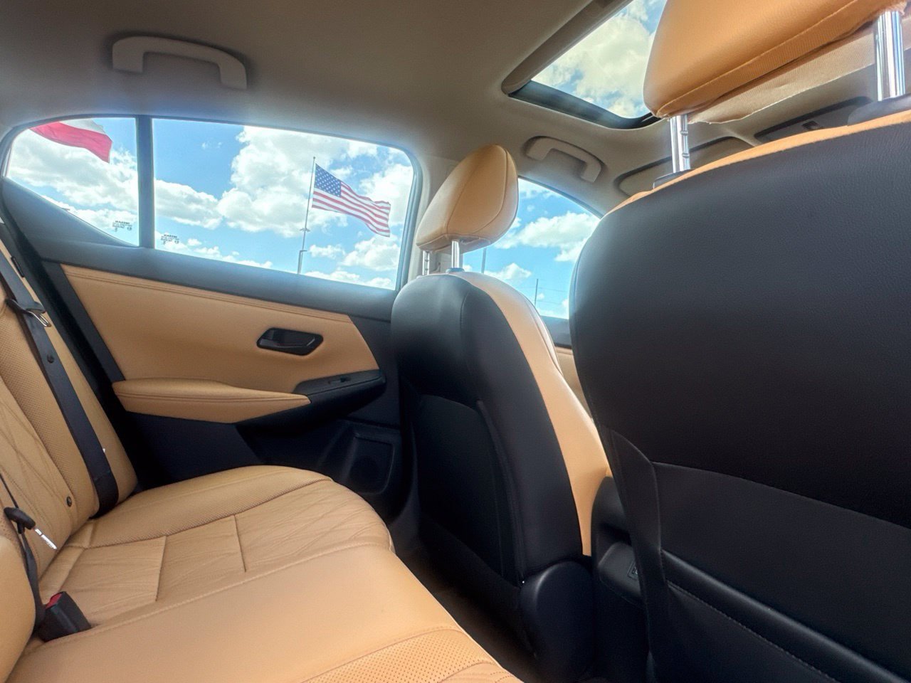 Certified 2025 Nissan Sentra SV w/ SV Premium Package FWD image 37