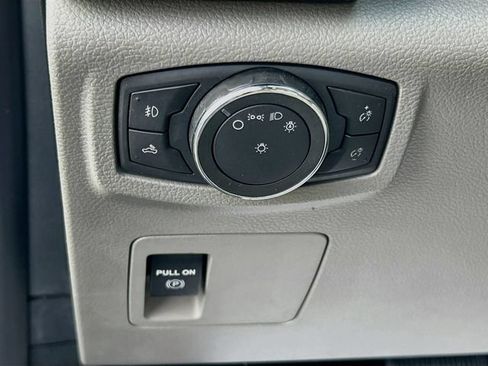 Certified 2019 Ford F150 XL w/ Equipment Group 101A Mid RWD image 15