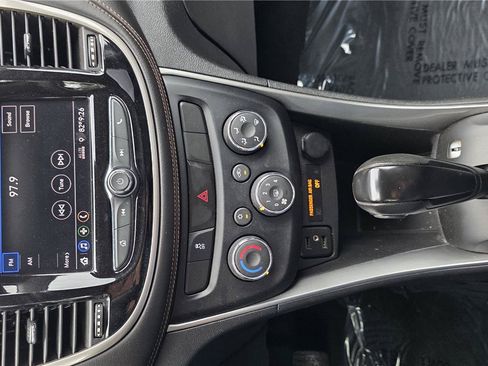 Used 2020 Chevrolet Trax LS FWD image 18