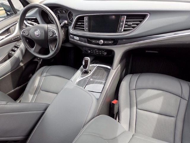 Used 2020 Buick Enclave Premium w/ Surround and Sites Package AWD/4WD image 25
