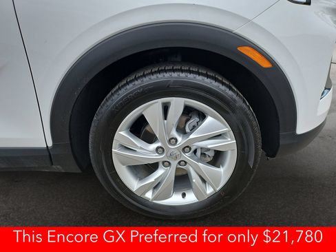 Used 2025 Buick Encore GX Preferred FWD image 41