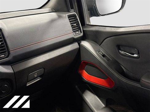 Used 2022 Nissan Frontier PRO-4X w/ Off-Road Protection Package image 24