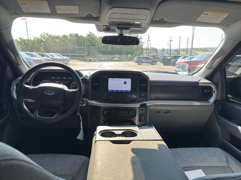 Used 2023 Ford F150 XLT AWD/4WD image 10