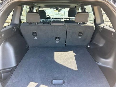 Used 2025 Jeep Grand Cherokee Laredo X w/ Luxury Tech Group I AWD/4WD image 11
