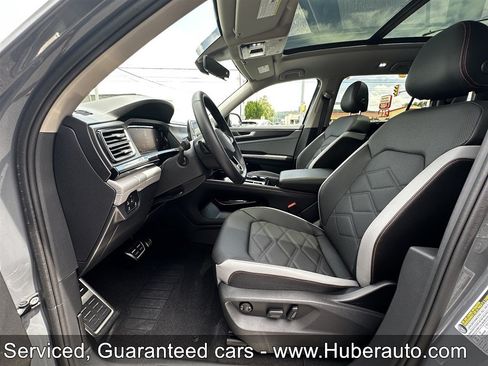 Used 2026 Volkswagen Atlas Peak Edition AWD/4WD image 13