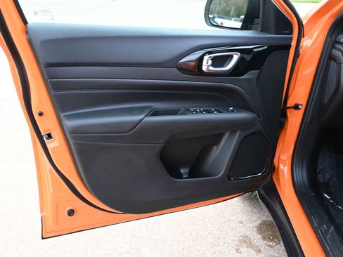 New 2026 Jeep Compass Latitude image 8