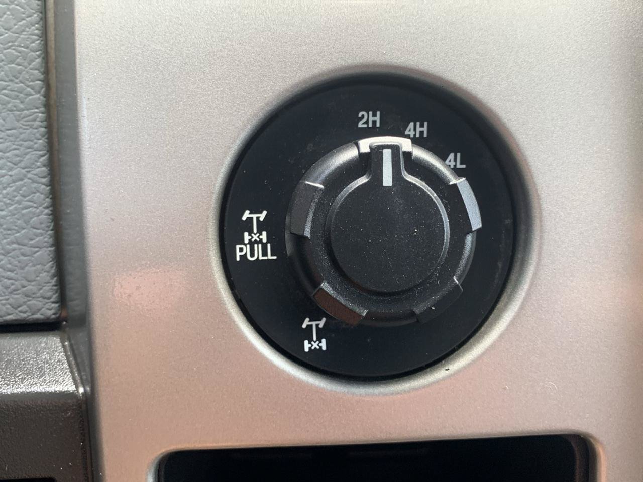 Used 2014 Ford F150 4x4 SuperCrew image 29