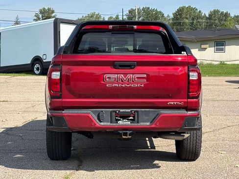 Used 2025 GMC Canyon AT4 w/ AT4 Premium Package AWD/4WD image 32