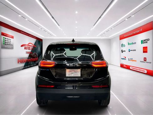 Used 2023 Chevrolet Bolt LT w/ Driver Confidence Package FWD image 6