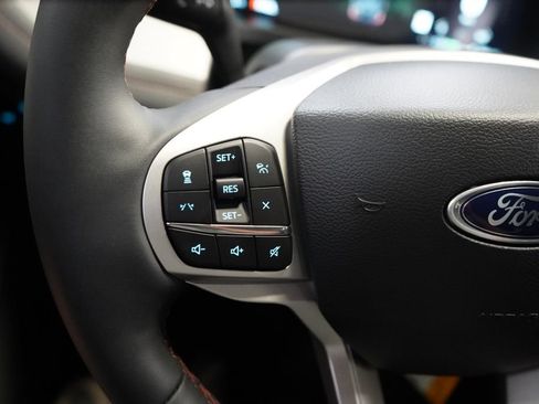 New 2026 Ford Explorer Active RWD image 34