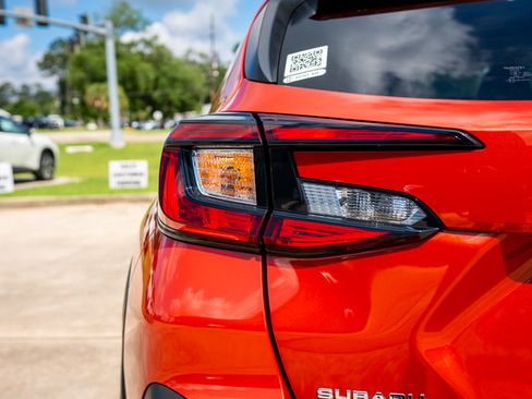 Certified 2025 Subaru Crosstrek 2.0i AWD/4WD image 16