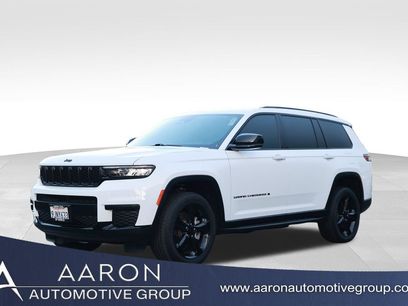 Used 2023 Jeep Grand Cherokee L Laredo