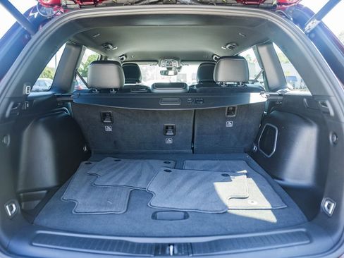 Used 2024 Jeep Grand Cherokee Limited image 10