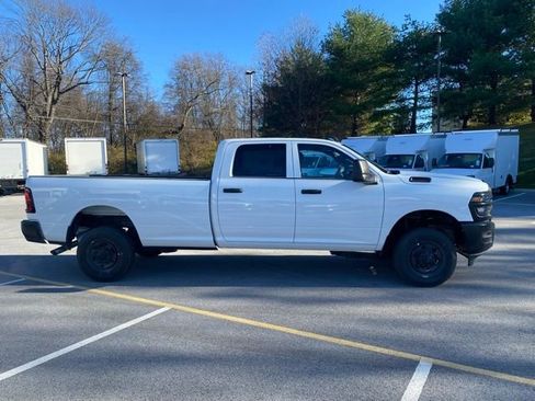 New 2026 RAM 2500 Tradesman w/ Bed Convenience Group image 9