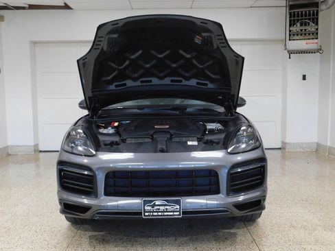 Used 2021 Porsche Cayenne GTS image 14