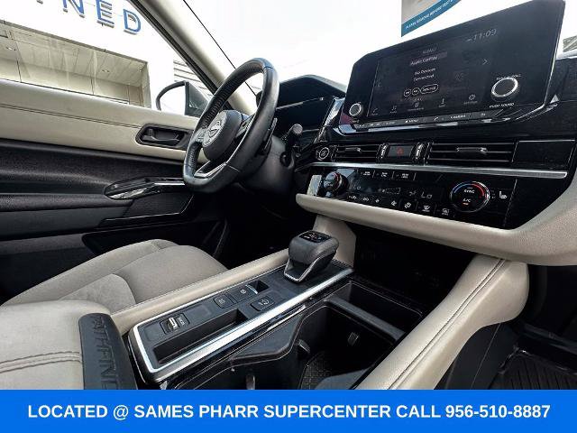 Used 2024 Nissan Pathfinder SV FWD image 29