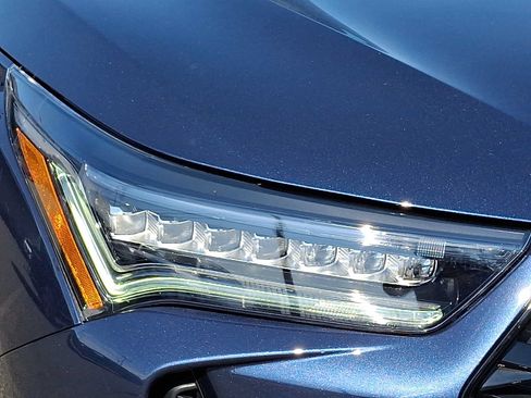 Certified 2025 Acura RDX SH-AWD image 9
