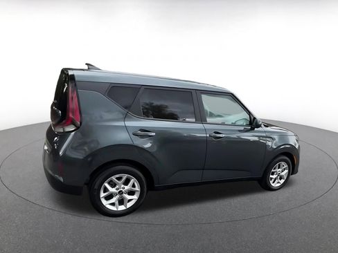 Used 2025 Kia Soul LX w/ LX Technology Package image 15