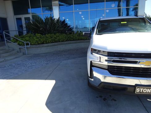 Certified 2021 Chevrolet Silverado 1500 LT image 35