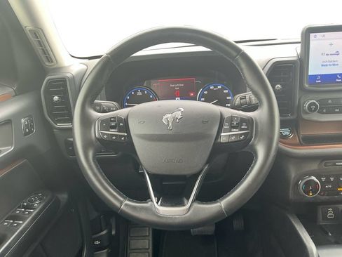 Certified 2024 Ford Bronco Sport Outer Banks w/ Tech Package AWD/4WD image 18