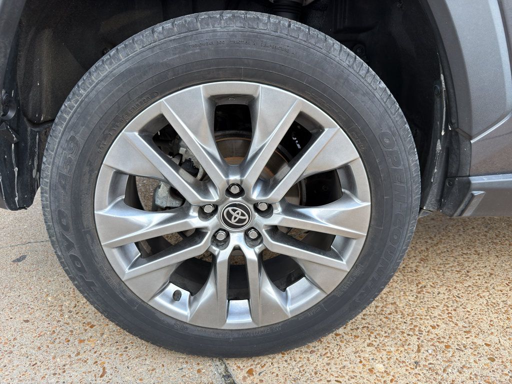 Used 2023 Toyota RAV4 XLE Premium AWD/4WD image 12